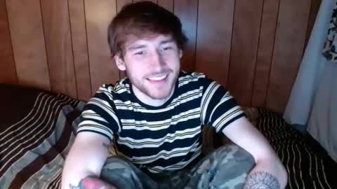 hugsankisses online show from November 12, 7:20 am