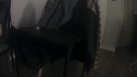 Snapshot of huguit026 chatting on February 19, 12:25 am huguit026 online show from February 19, 12:25 am