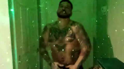 huidos2006 online show from March 15, 8:20 am