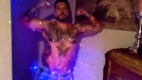 huidos2006 online show from March 25, 8:31 am