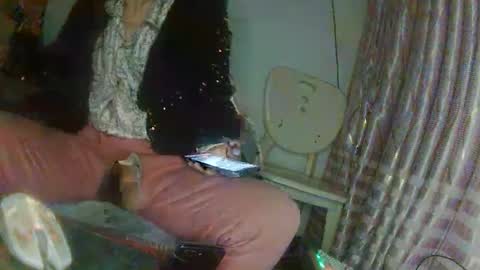 hujiajia520321431 online show from February 16, 9:22 pm