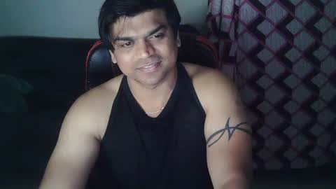 Snapshot of hulkshero chatting on December 5, 12:00 pm HulkHero online show from December 5, 12:00 pm