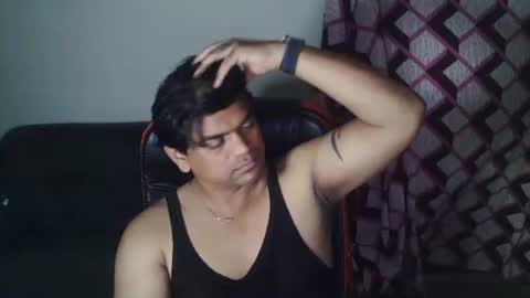 Snapshot of hulkshero chatting on December 6, 7:34 pm HulkHero online show from December 6, 7:34 pm