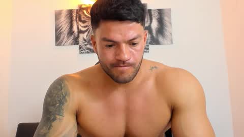 Eli online show from February 25, 11:47 pm