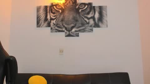 Eli online show from March 6, 1:24 am