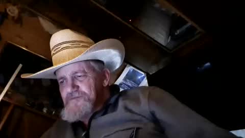 Snapshot of hung34u chatting on February 28, 1:03 pm hung34u online show from February 28, 1:03 pm