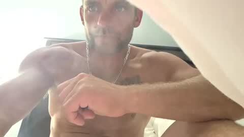 hunganhorny88 online show from June 19, 4:39 am