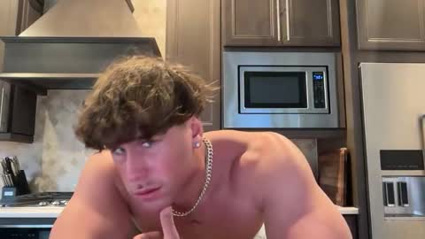 Snapshot of hungkingg22 chatting on February 15, 4:58 pm hungkingg22 online show from February 15, 4:58 pm