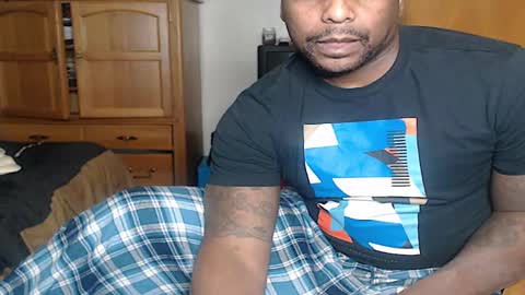 hungluv1 online show from November 21, 3:05 am