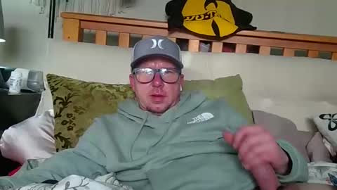 HuingsingleDad79 online show from March 17, 3:26 pm