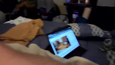 hungsolow6943 online show from February 14, 4:20 am