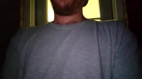 Snapshot of hungstud9792 chatting on September 30, 9:47 am Blondestud9792 online show from September 30, 9:47 am