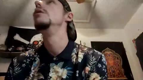 Snapshot of hungtxcock92 chatting on February 4, 8:13 am hungtxcock92 online show from February 4, 8:13 am