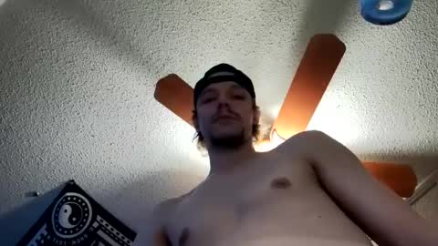 Snapshot of hungtxcock92 chatting on February 5, 2:05 pm hungtxcock92 online show from February 5, 2:05 pm