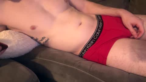 Snapshot of hungwillfromor chatting on January 25, 6:12 am BigOR online show from January 25, 6:12 am