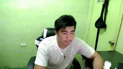 Snapshot of hunkfireman chatting on June 19, 12:04 am ADAM online show from June 19, 12:04 am
