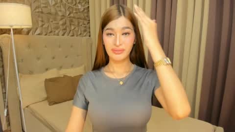 hunkhomerontop online show from April 23, 8:13 am