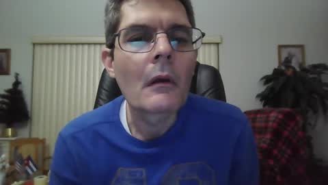 hunkmasclefad458 online show from December 15, 5:02 am