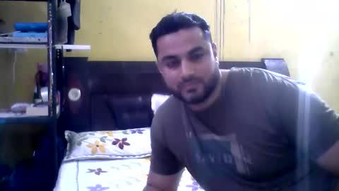 hunkster102 online show from April 30, 2:23 pm