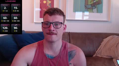 Snapshot of hunky_arthur chatting on December 19, 6:01 pm Hunky  Arthur online show from December 19, 6:01 pm