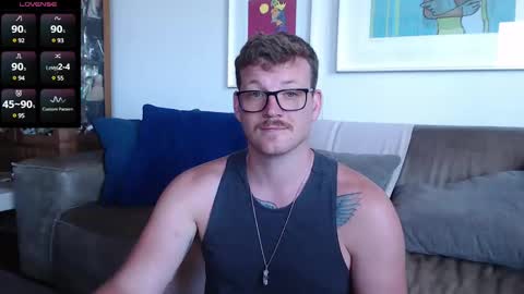 Snapshot of hunky_arthur chatting on January 8, 11:43 am Hunky  Arthur online show from January 8, 11:43 am