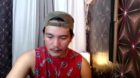 Snapshot of hunkylloyd chatting on January 19, 5:05 am hunkylloyd online show from January 19, 5:05 am