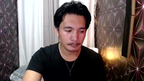 Snapshot of hunkylloyd chatting on January 22, 12:16 am hunkylloyd online show from January 22, 12:16 am