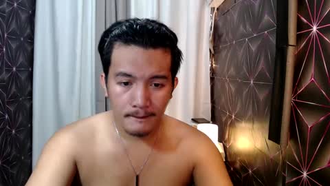 Snapshot of hunkylloyd chatting on January 29, 12:33 am hunkylloyd online show from January 29, 12:33 am