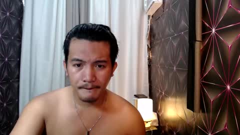 Snapshot of hunkylloyd chatting on January 30, 4:37 am hunkylloyd online show from January 30, 4:37 am