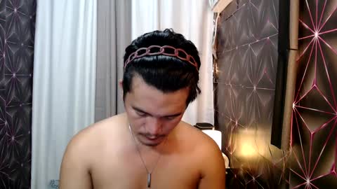 Snapshot of hunkylloyd chatting on February 2, 5:37 pm hunkylloyd online show from February 2, 5:37 pm