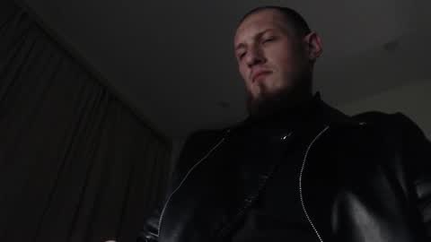 Snapshot of hunkytime chatting on March 8, 6:05 pm I AM NOT A DIRECTOR I AM THE BOSS KINGDADDYSIRSTR8ALPHAMASTER online show from March 8, 6:05 pm