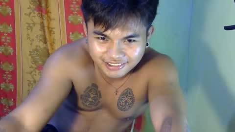 hunkyzeus online show from October 24, 4:47 pm