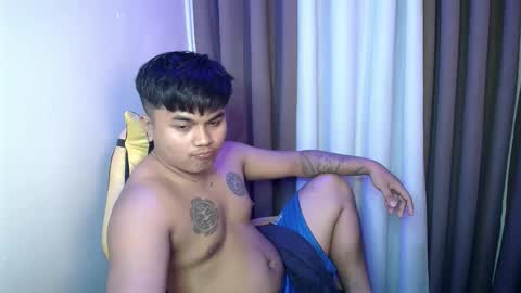 hunkyzeus online show from May 28, 2:47 pm