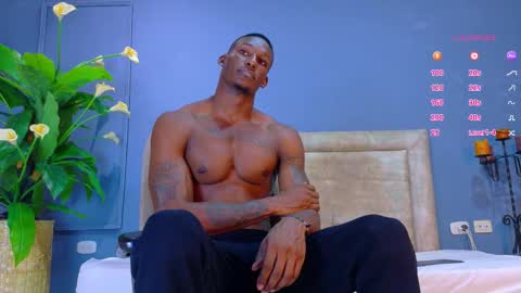 Hunter  online show from November 17, 7:08 pm