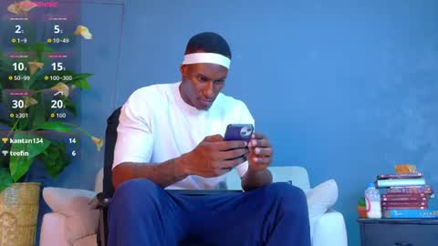 Snapshot of hunter_biggest chatting on June 13, 1:25 am Hunter online show from June 13, 1:25 am