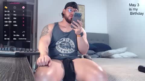   online show from May 4, 11:17 am