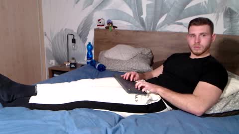 Snapshot of hunterbridges chatting on January 31, 4:06 pm Hunter Bridges online show from January 31, 4:06 pm