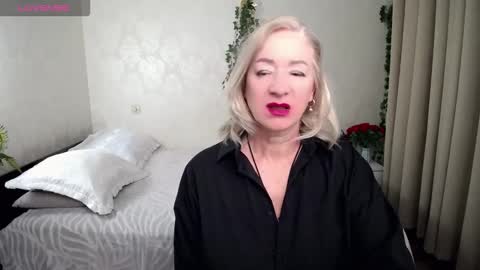 Snapshot of hunters_woman chatting on February 3, 2:10 am Irena online show from February 3, 2:10 am