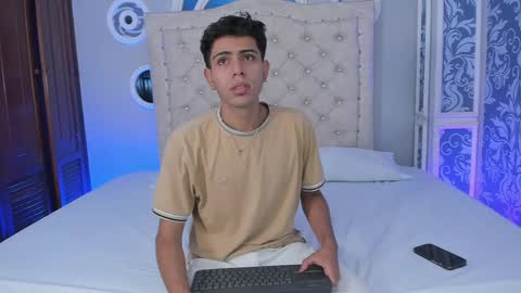 Lucas online show from May 28, 3:26 am