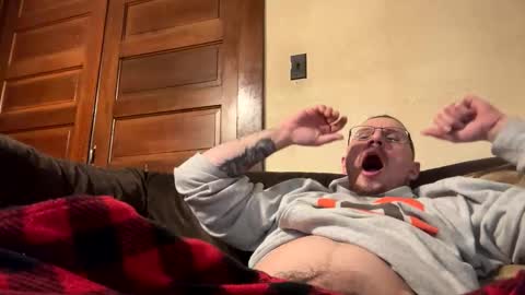 husbandandwife2011 online show from February 14, 3:33 am