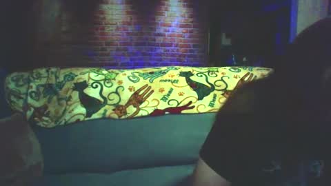 Snapshot of husbandwife4life chatting on September 13, 7:52 am husbandwife4life online show from September 13, 7:52 am