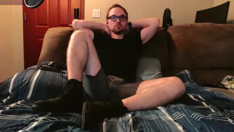 Snapshot of husky_dad chatting on October 26, 3:23 am Husky Dad online show from October 26, 3:23 am