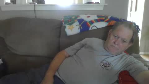 Snapshot of hvl13 chatting on September 19, 7:03 pm hvl13 online show from September 19, 7:03 pm