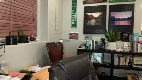 hvnter_fox online show from July 13, 9:01 am