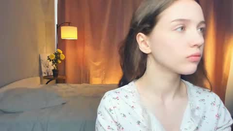 Lily online show from June 12, 7:07 am