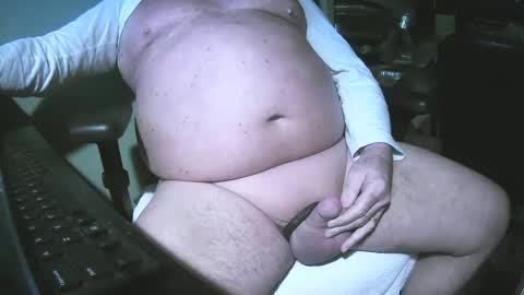 Snapshot of hwait121 chatting on March 8, 7:20 pm hwait121 online show from March 8, 7:20 pm