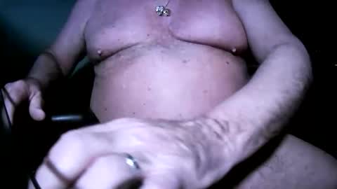 Snapshot of hwait121 chatting on December 22, 6:27 pm hwait121 online show from December 22, 6:27 pm