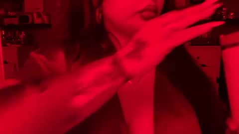 Snapshot of hxnnyyb chatting on February 28, 5:41 am Bex online show from February 28, 5:41 am