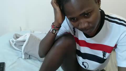 hyacinth_b online show from May 10, 9:20 pm