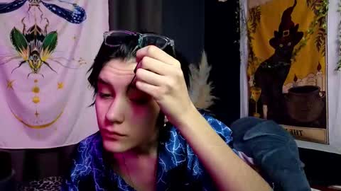 Hyeon Jin online show from January 19, 9:13 pm